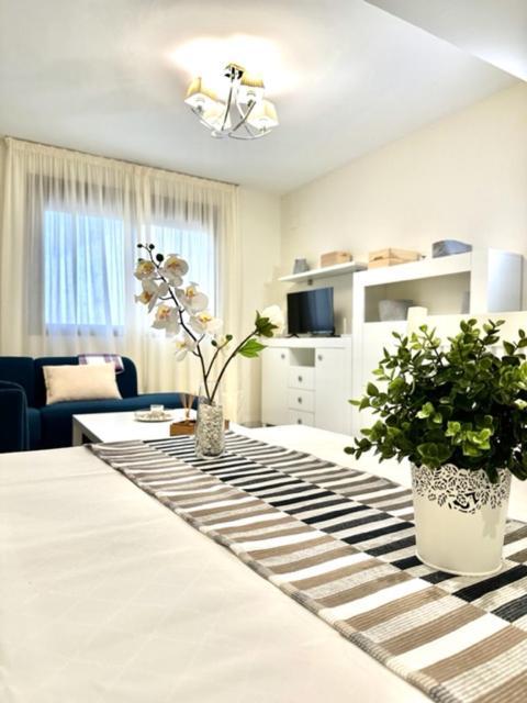 Apartamento Puerta Cerrada Écija Esterno foto
